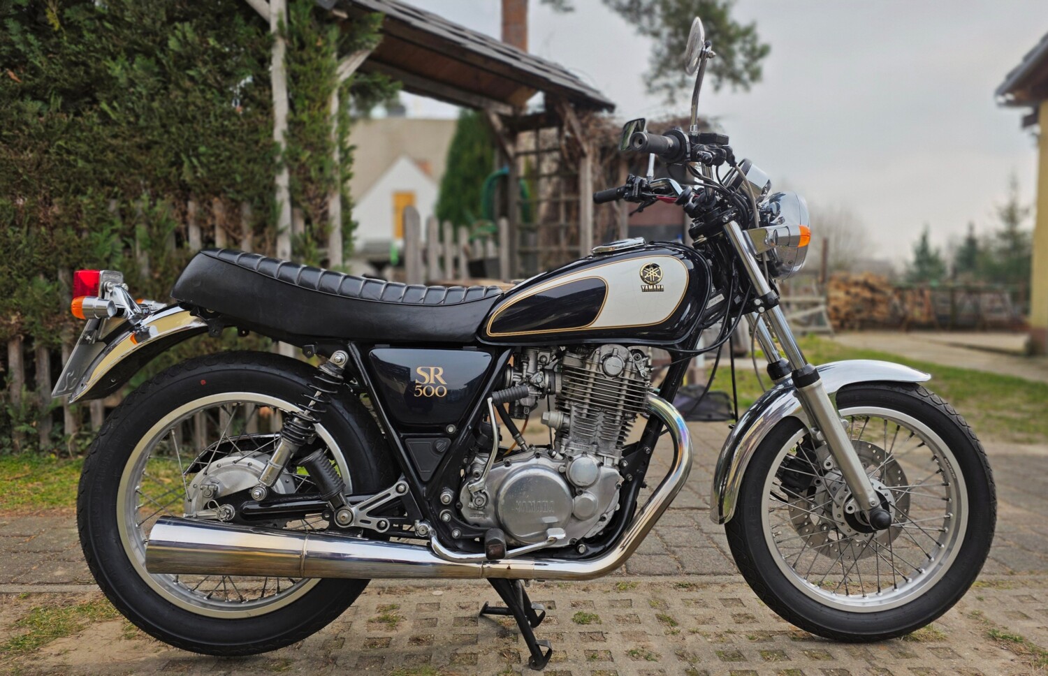 Yamaha SR 500
