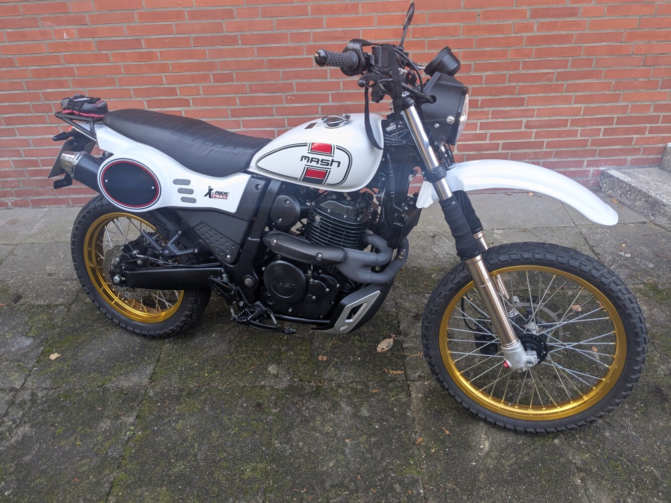 Mash X Ride 650 trail