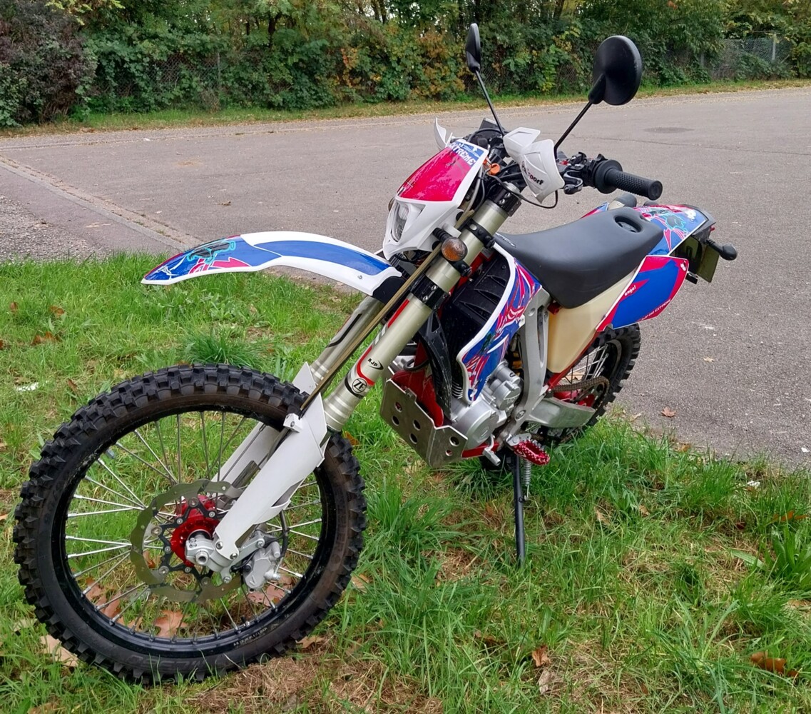 AJP Ajp240 pr4 extreme