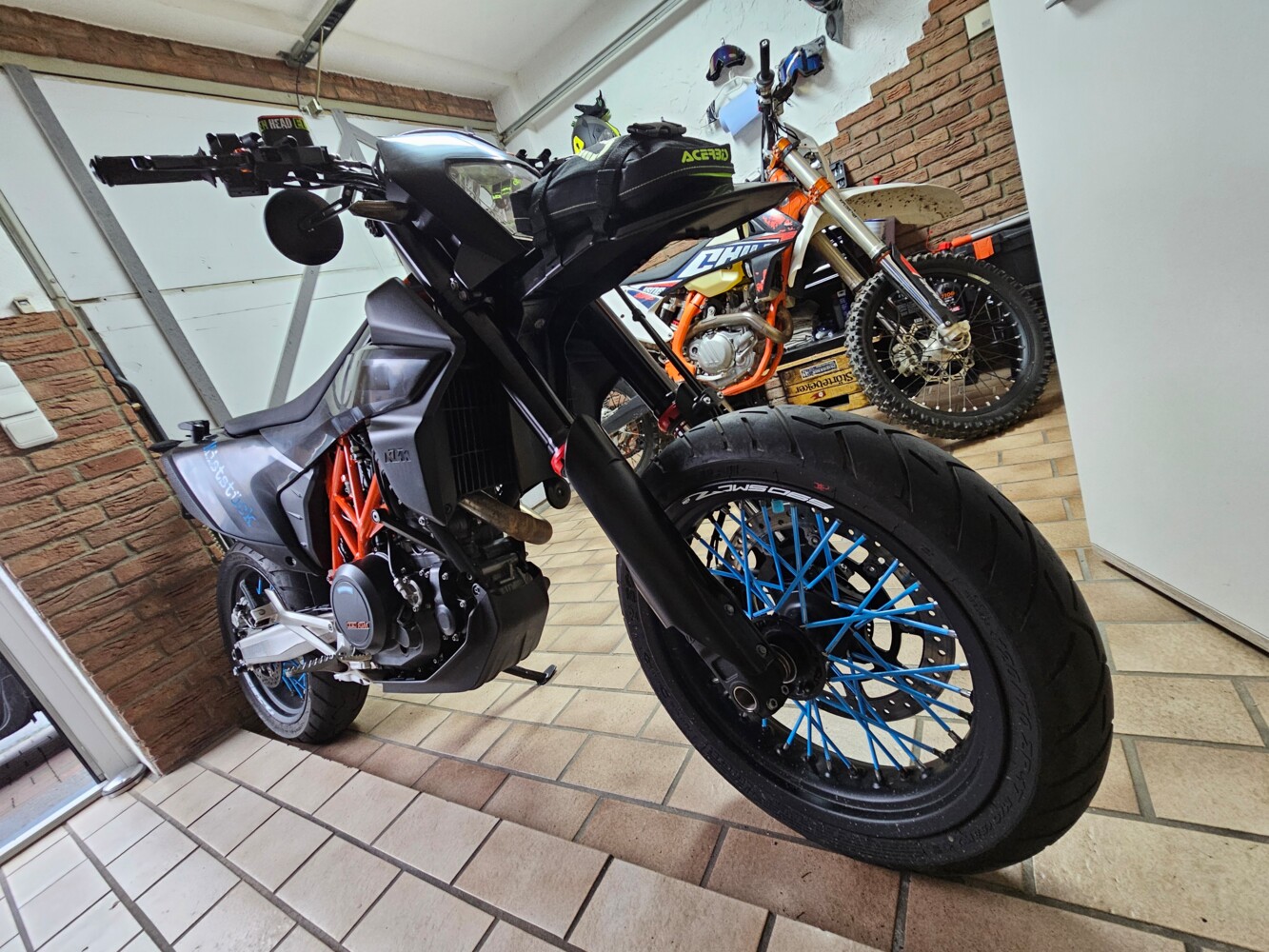 KTM 690 SMC R