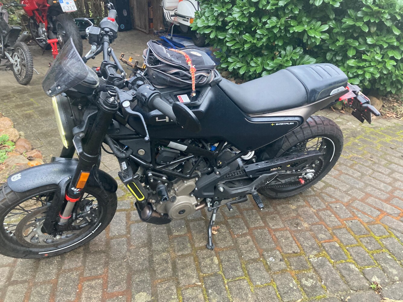 Husqvarna Svartpillen 401