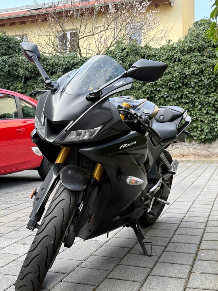 Yamaha YZF R125